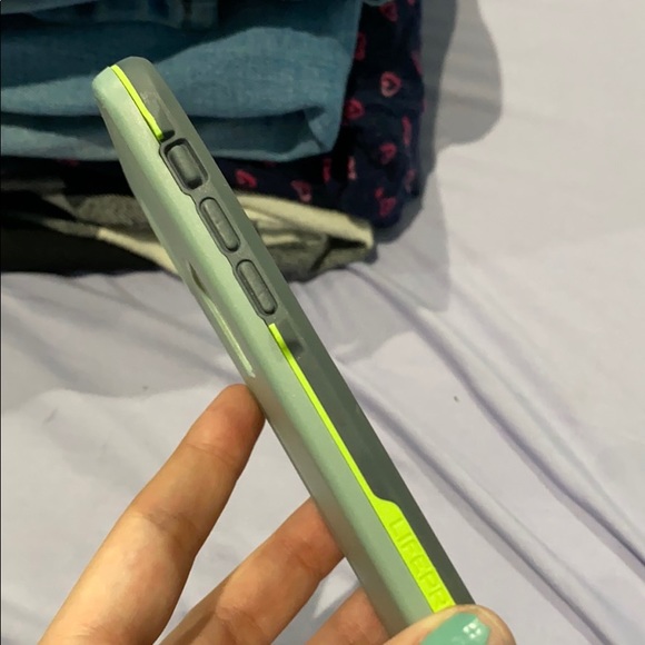 Life proof Case - Picture 3 of 3